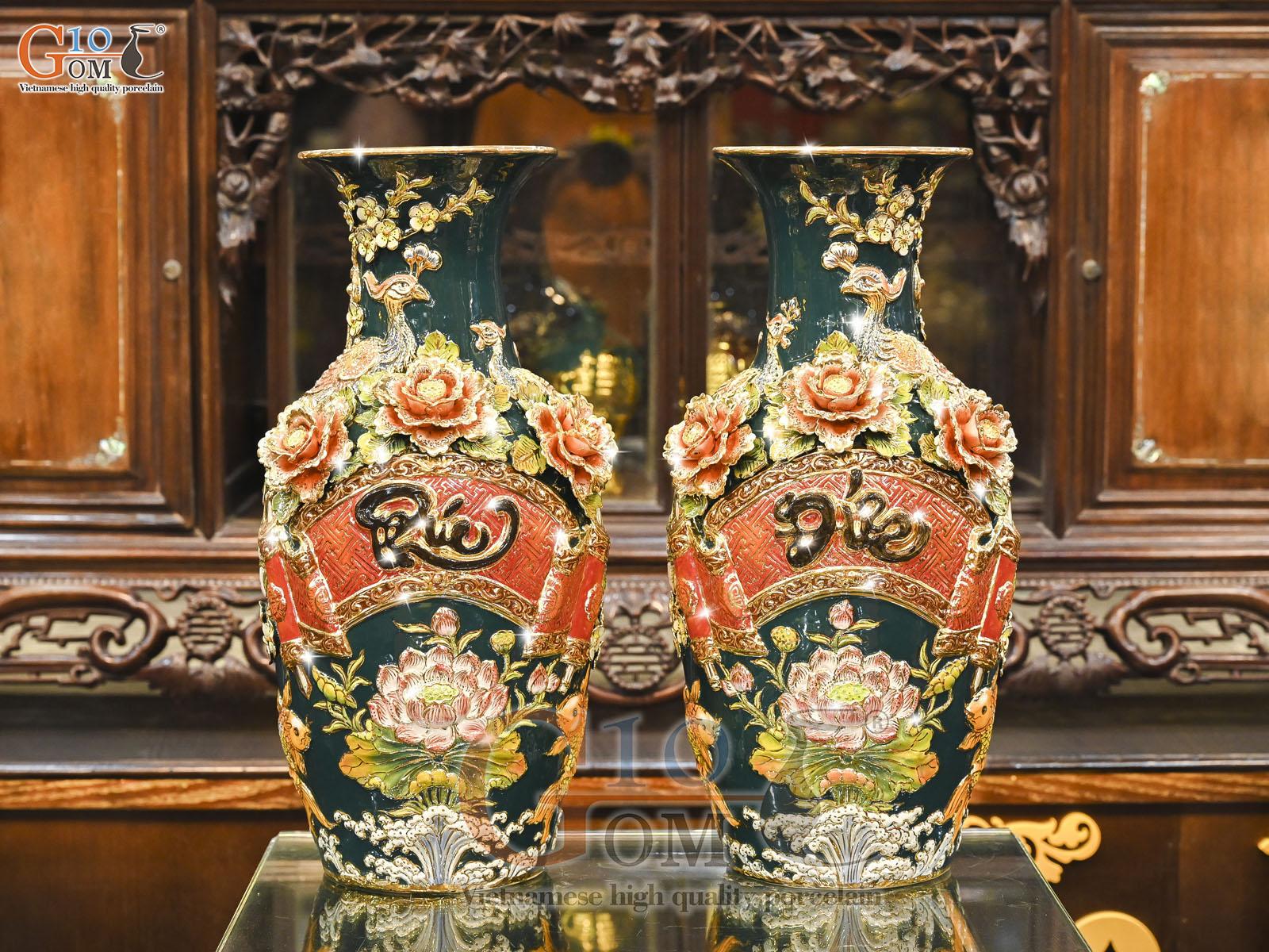 Lọ hoa thờ cúng