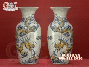 Lọ hoa thờ cúng