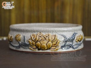 Tam cấp, chân kê bát hương