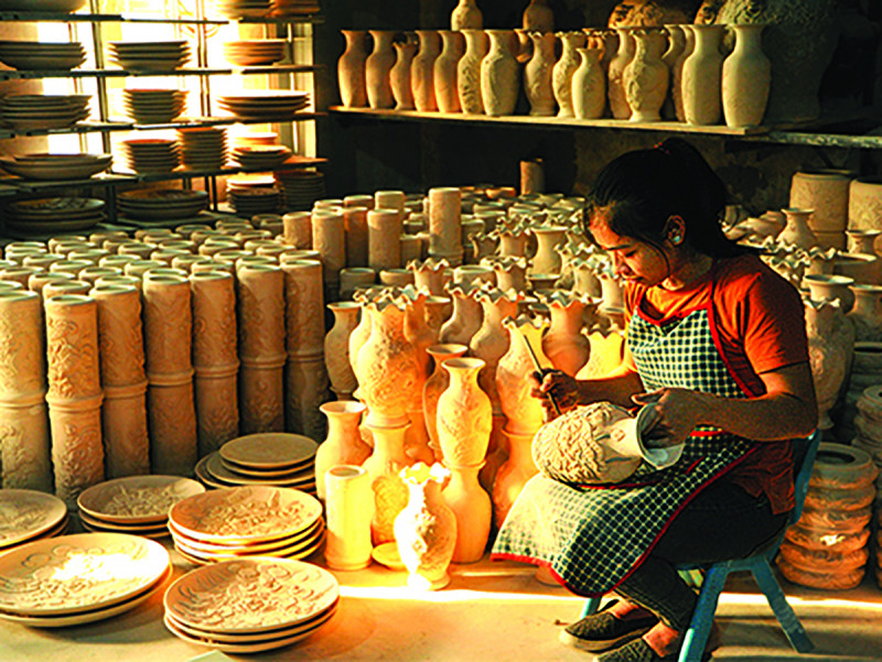 Gốm Sứ Bát Tràng Niềm Tự Hào Của Người Việt