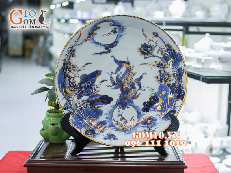 Bật Mí Cách Chọn Đĩa Sứ Trang Trí Chuẩn Phong Thuỷ, Hợp Mệnh Của Bạn