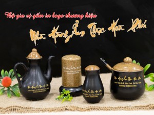 Hàng Trăm Bộ Đựng Gia Vị Về Với Nhà Hàng Ẩm Thực Hoà Phú - Hồ Chí Minh