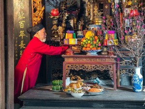 Thắp hương hằng ngày có tốt không? Nên thắp hương vào lúc nào?