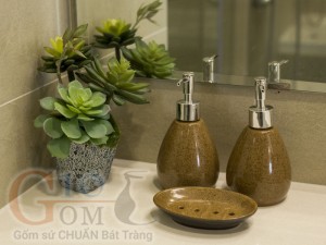 Tại sao nên sử dụng bộ phụ kiện nhà tắm bằng sứ?