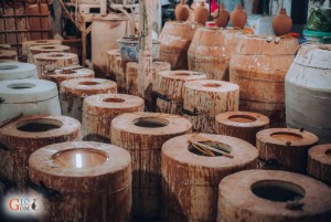 Từ Đất Thành Chum - Hành Trình Của Người Thợ Bình Dị