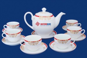 Bộ ấm chén Bát Tràng in logo