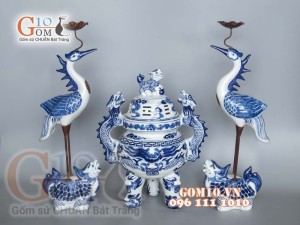 Bộ đỉnh hạc trên ban thờ có ý nghĩa gì ?