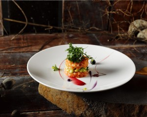 Cách Chọn Mua Đĩa Tròn Sứ Trắng Đẹp, Chất Lượng Chuẩn Bát Tràng