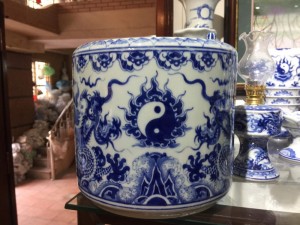 Bát hương men dong cổ vẽ Rồng, đường kính 22cm