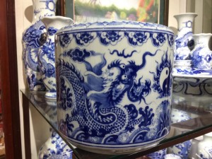 Bát hương men dong cổ vẽ Rồng, đường kính 16cm