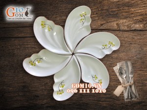 Bộ 6 đĩa cánh tiên men kem vẽ hoa Sen vàng