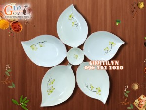Bộ 5 đĩa lá xoài men kem vẽ hoa Sen vàng