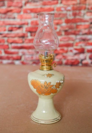 Đèn dầu sen vàng kim S1, cao 18cm (1 chiếc)