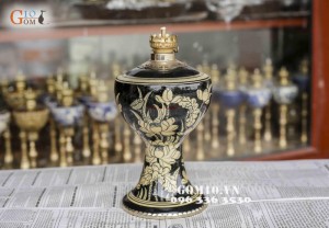 Đèn số 2 vẽ băng sen bọc đồng