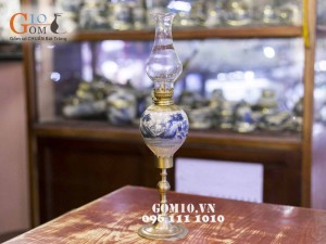 Đèn dầu quả lê men rạn cổ