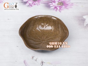 Bát sen men gốm vàng, đường kính 20cm