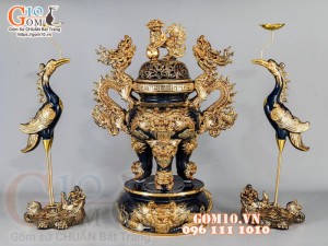 Bộ đỉnh hạc men xanh coban đắp nổi vẽ vàng 24k, cao 53cm