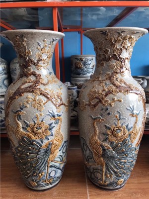 Đôi lộc bình men rạn đắp nổi công đào cao 60cm