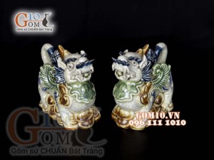 Đôi tỳ hưu men rạn đắp nổi, cao 20cm