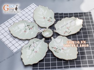 Set 5 đĩa lá sâu men kem vẽ hoa Đào xếp cánh hoa
