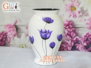 Lọ hoa sơn mài trắng dáng chân thon vẽ hoa tím 32cm