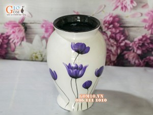 Lọ hoa sơn mài trắng dáng chân thon vẽ hoa tím 27cm