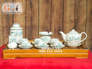 Ấm Chén Men Kem Vẽ Đào Xanh vẽ Chỉ Xanh