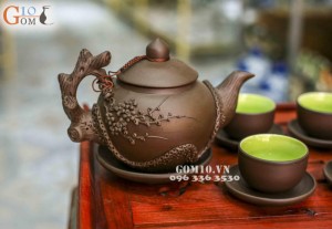 Ấm chén tử sa đắp nổi hoa đào 380ml