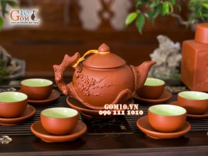 Ấm chén tử sa đắp nổi hoa đào đỏ 350ml, đầy đủ phụ kiện