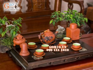 Ấm chén tử sa đắp nổi hoa phù dung đen đỏ 500ml, đầy đủ phụ kiện