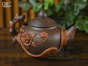 Ấm gốm đắp nổi hoa phù dung đỏ đen, 380ml