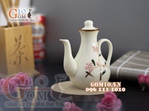 Ấm mắm cao men kem vẽ hoa Đào phai
