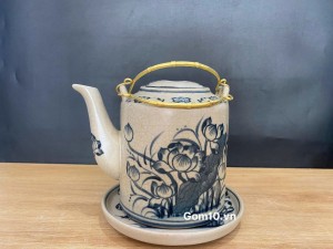 Ấm tích kèm đĩa kê men rạn cổ hoạ tiết hoa sen, 800ml