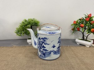 Ấm tích men lam cổ kẻ chỉ vàng kim hoạ tiết Sơn Thuỷ, 1.5l