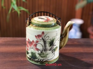 Ấm tích men vuốt vẽ sen dung tich 1,5L