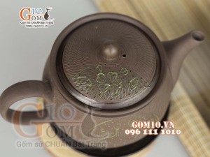 Ấm trà gốm nâu trăng xanh  dáng ấm cao