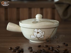 Bát chuôi men kem tấm vẽ Bạch Liên, đường kính 12cm