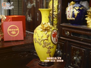 Bảo bình chữ Phúc đắp nổi dát vàng, nền vàng, cao 42cm