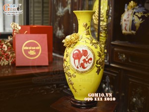 Bảo bình chữ Phúc đắp nổi dát vàng, nền vàng, cao 42cm