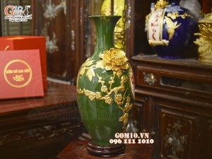 Bảo bình chữ Phúc đắp nổi dát vàng, nền xanh lục bảo, cao 30cm