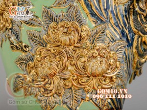 Bảo bình đắp nổi Công Đào vẽ vàng 24k, nền xanh ngọc - cao 65cm