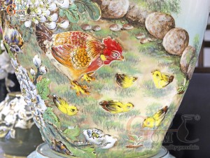 Bảo bình men loang xanh đắp nổi Kim Kê Đại Cát vẽ vàng 24k, cao 85cm