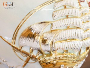 Bảo bình men loang xanh đắp nổi Thuận Buồm Xuôi Gió vẽ vàng 24k, cao 85cm