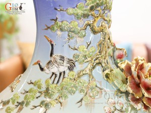 Bảo bình men loang xanh đắp nổi Thuận Buồm Xuôi Gió vẽ vàng 24k, cao 85cm