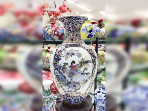 Bảo bình men màu họa tiết Tứ Cảnh vẽ vàng 24k, cao 62cm