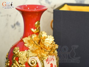 Bảo bình tài lộc Vinh Hoa Phú Quý đắp nổi dát vàng 24k nền đỏ, cao 30cm