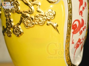 Bảo bình tài lộc Vinh Hoa Phú Quý đắp nổi dát vàng 24k nền vàng, cao 30cm