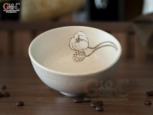 Bát cơm men kem tấm vẽ Bạch Liên