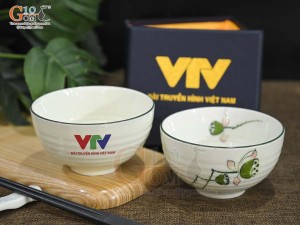 Bát cơm men kem vẽ đài Sen, in logo VTV
