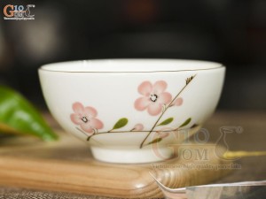 Bát cơm men kem vẽ hoa Đào hồng